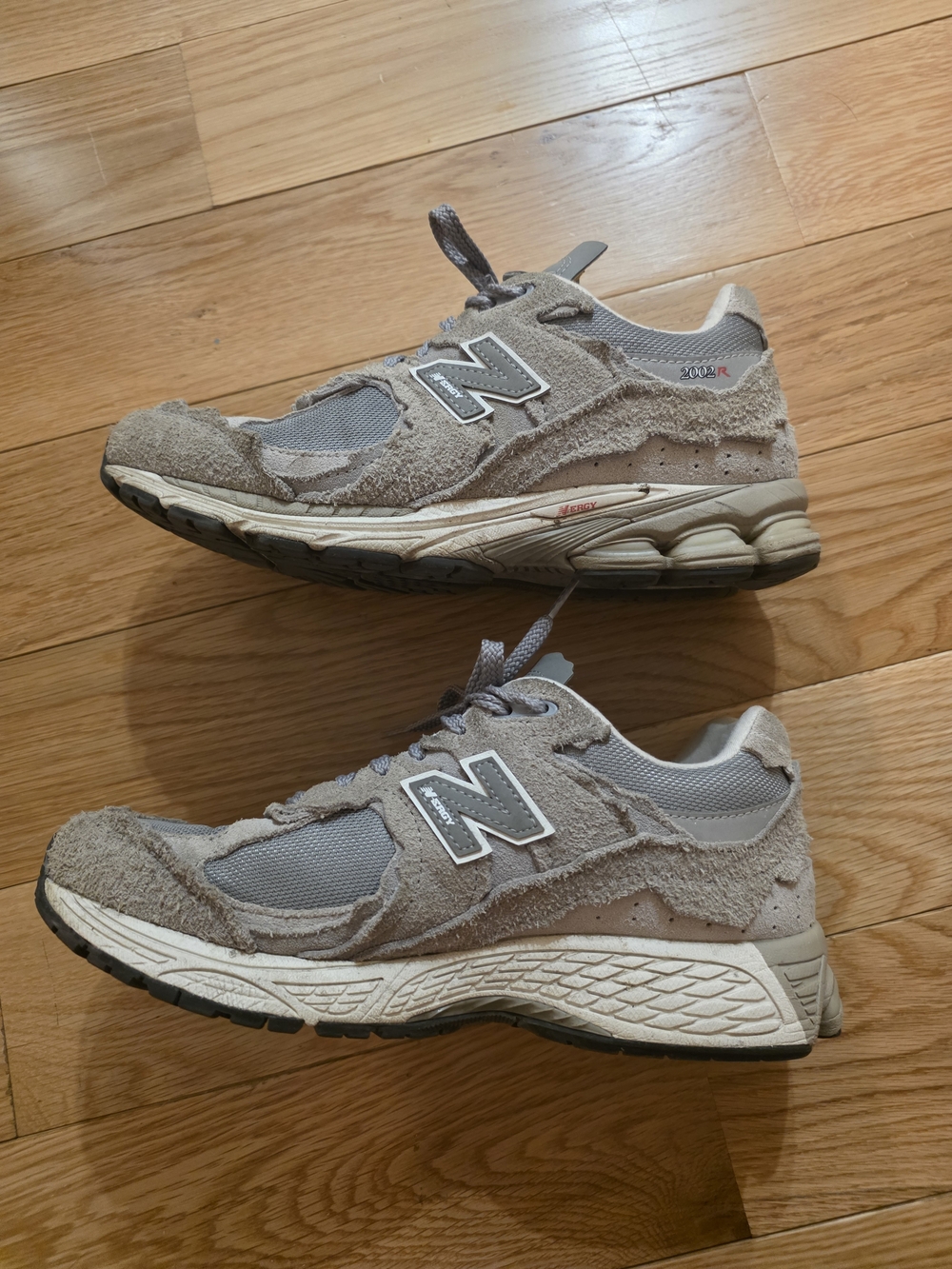 New Balance Men’s 2002R Protection Pack Slate Gray Classic Running Shoes